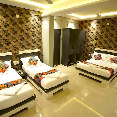 Geetha Govindham Hotel Guruvāyūr Exterior foto